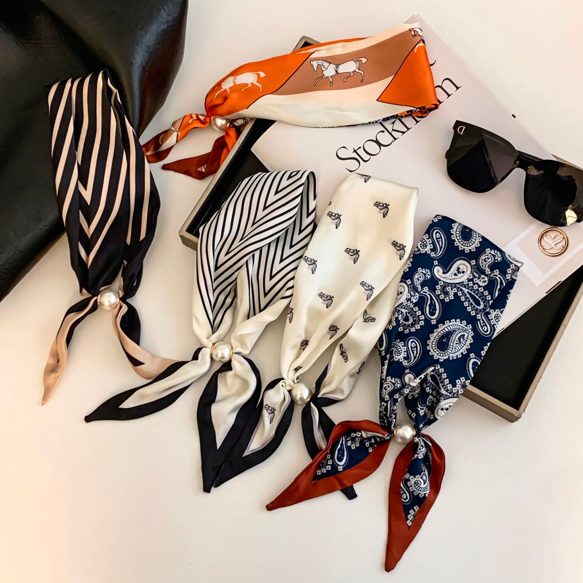 Cashew Flower Silk Scarf Effor - Silk Neck Scarf 评论和价格