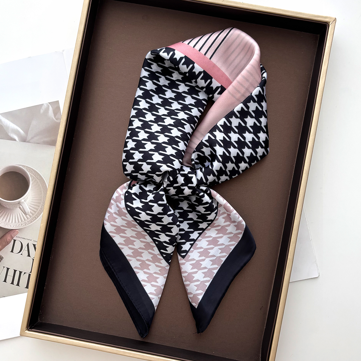 New Printed Square Scarf For W - Face Scarf Mask 评论和价格