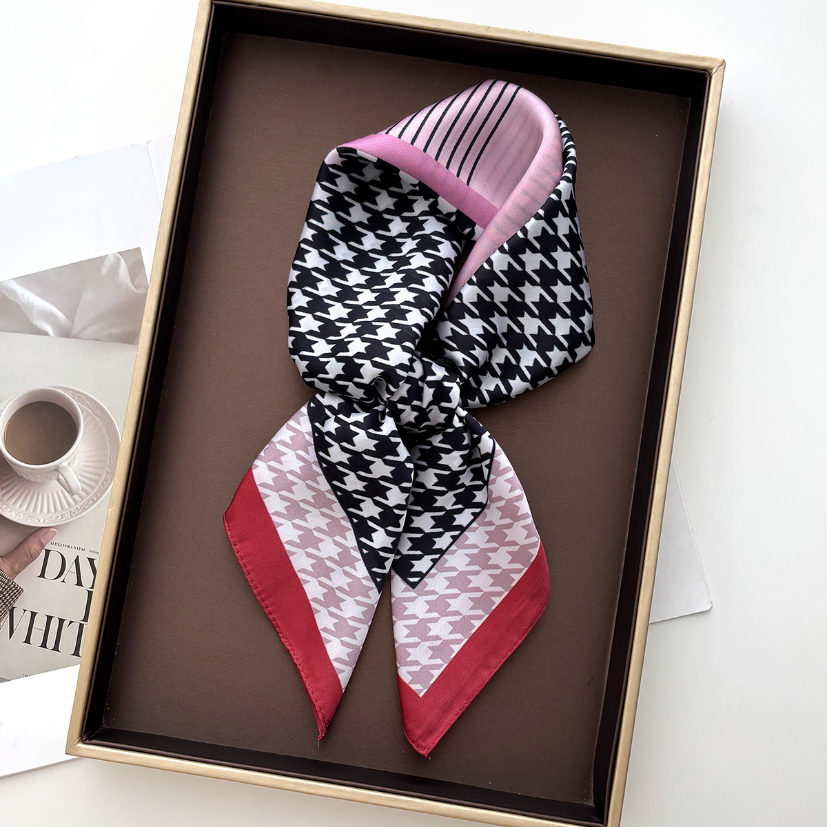 New Printed Square Scarf For W - Face Scarf Mask 评论和价格