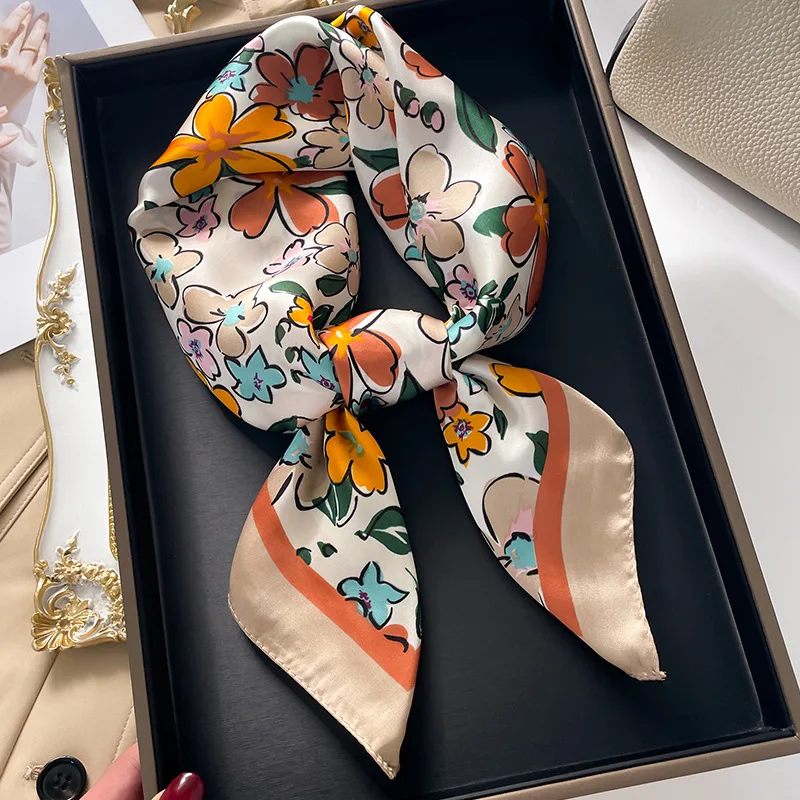Luxury Square Scarf For Women  - Silk Neck Scarf 评论和价格