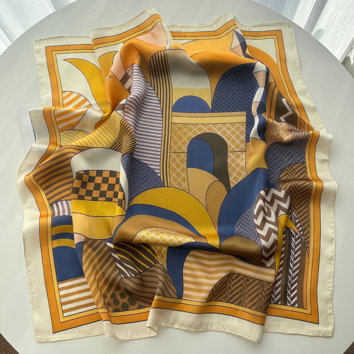 Luxury Square Scarf For Women  - Silk Neck Scarf 评论和价格