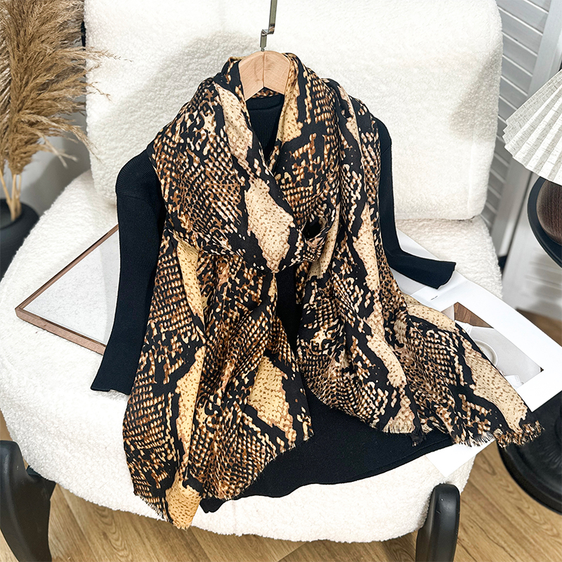 Luxury Brand Scarf Leopard pri - Pashmina Wrap Large 评论和价格