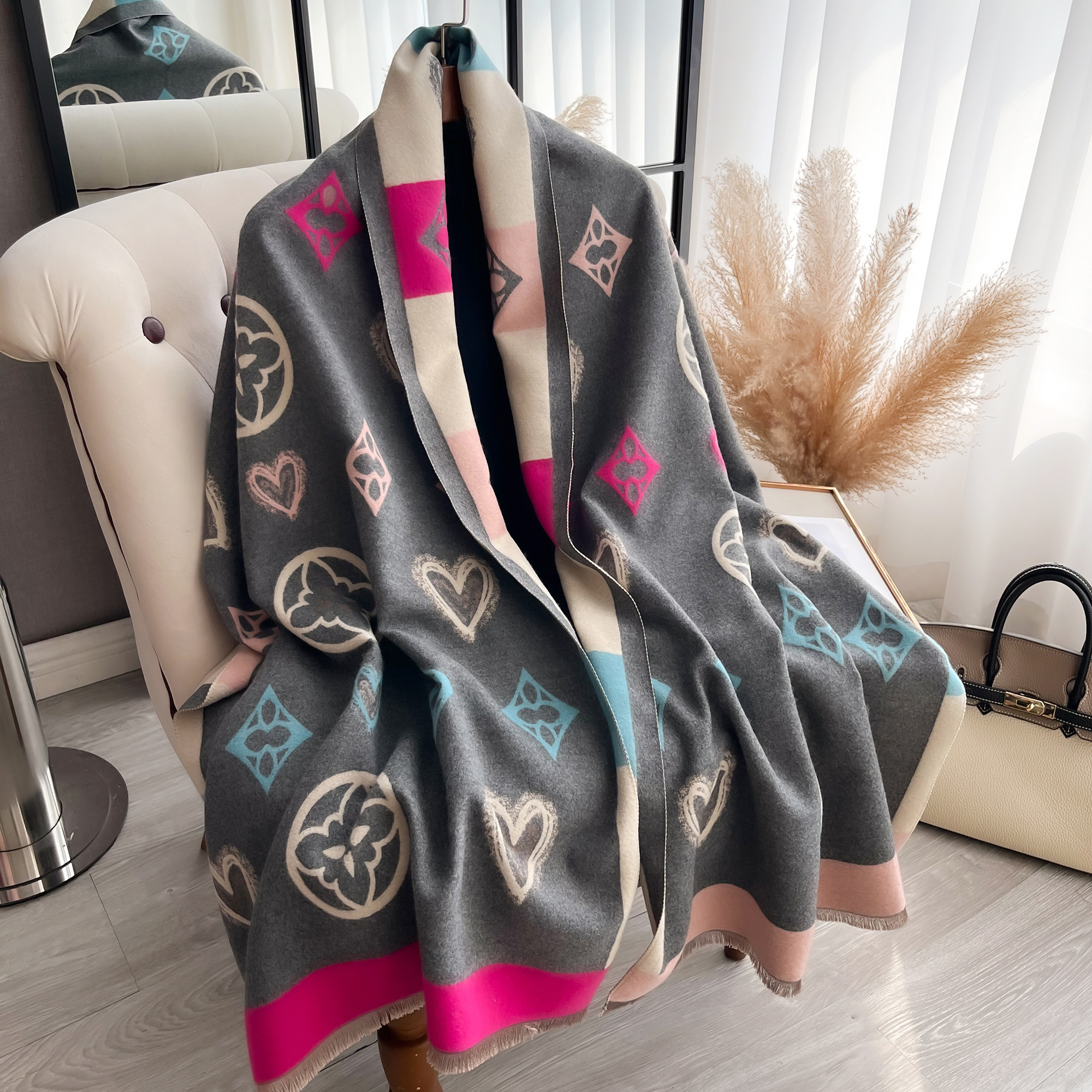 Luxury Cashmere Love Scarf Win - Woven Scarf Blanket 评论和价格
